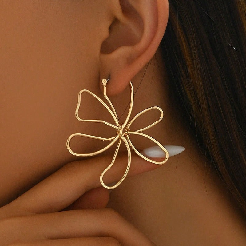 FLORAL DODDLE EARRINGS