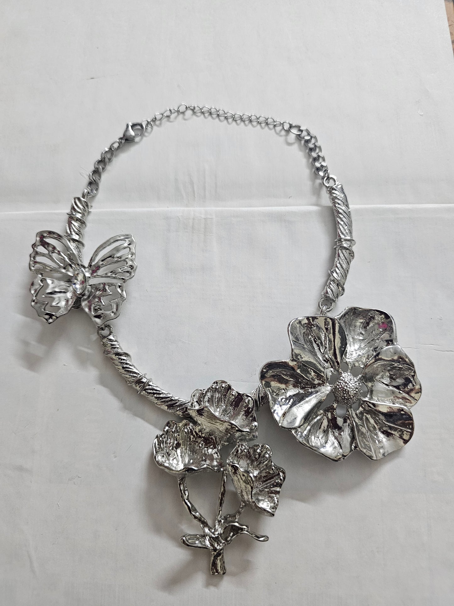TWEET NECKLACE