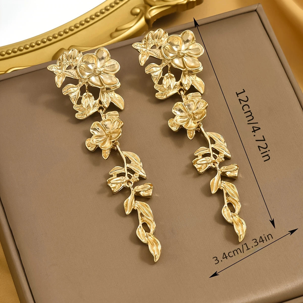 CONJUNCT EARRINGS
