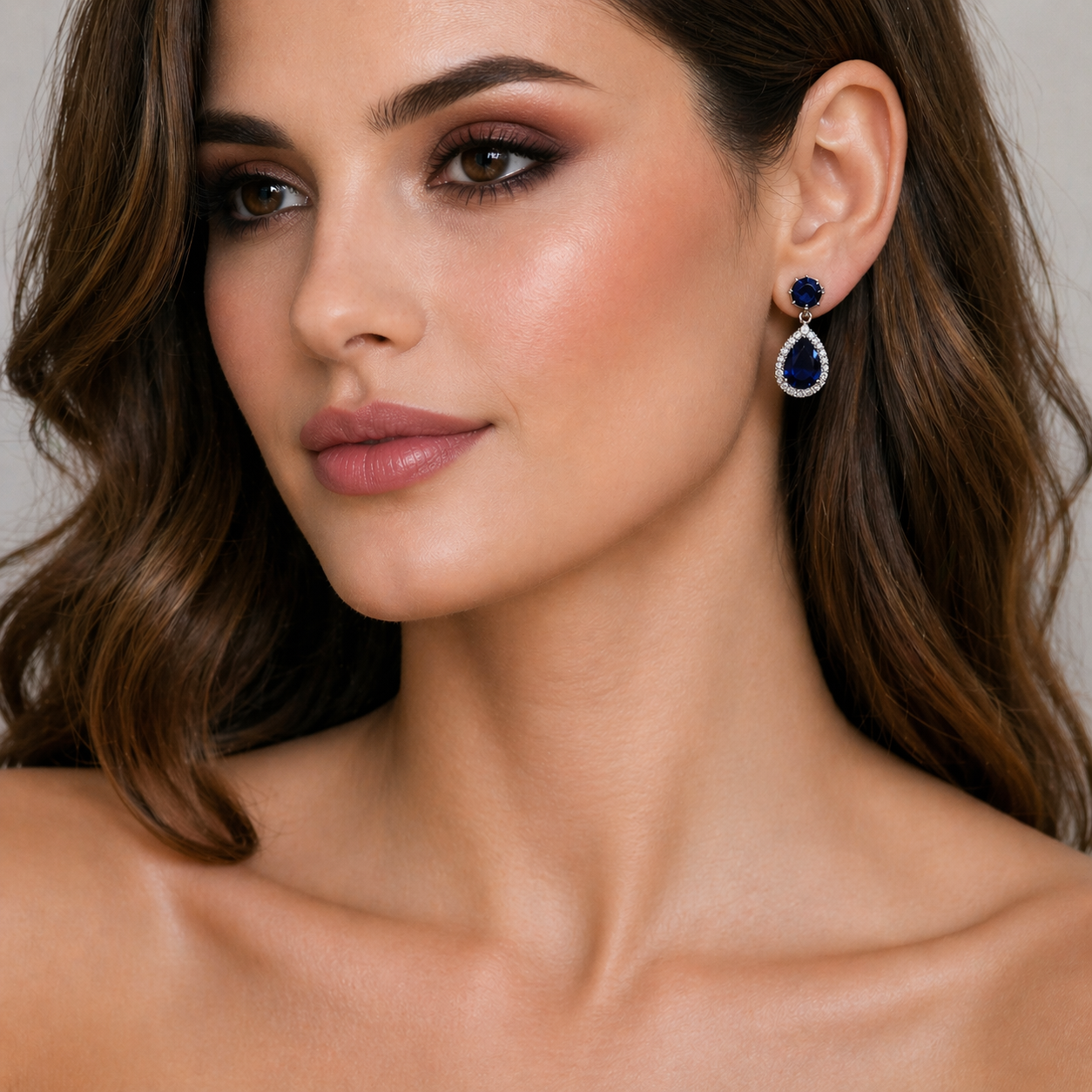 TEAR DROP ZIRCON EARRINGS