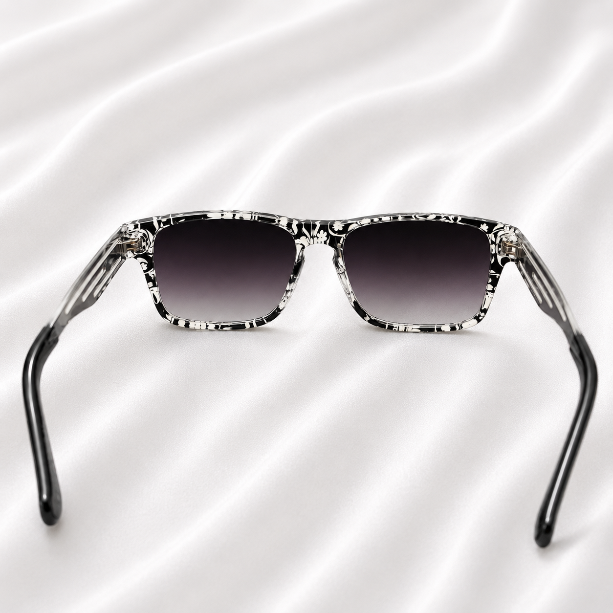 SUNGLASSES- STYLE 16