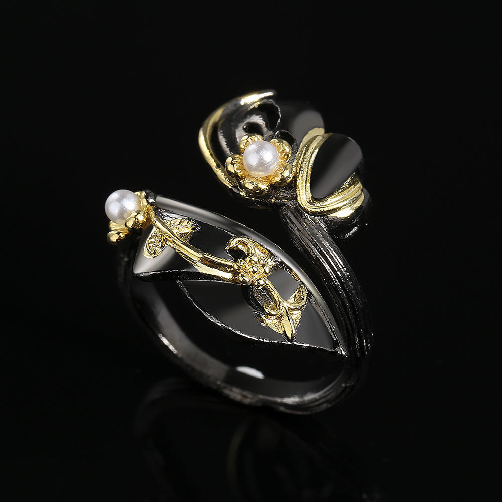 MINIMALIST RING