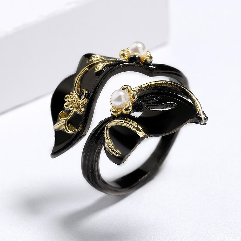 MINIMALIST RING