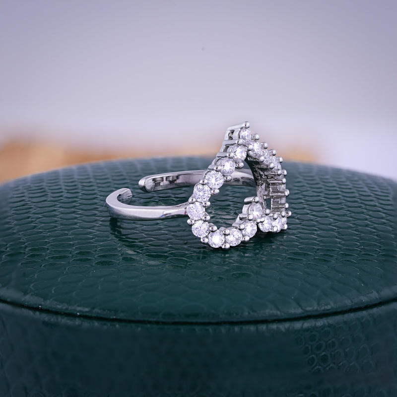 HOLLOW HEART RING