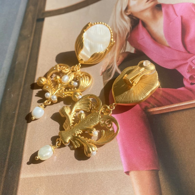 LOVE PEARL STUDS (CLIP ON EARRINGS)