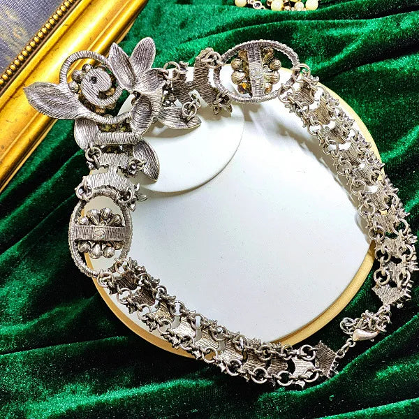 EXAGGERATED DIAMONDS NECKLACE