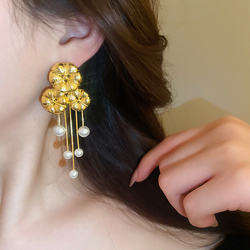 LOTUS LEAF PEARL TASSEL EARRINGS