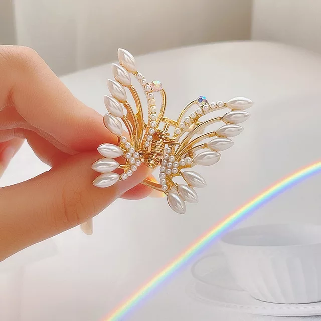 PEARL BUTTERFLY HAIR CLAW