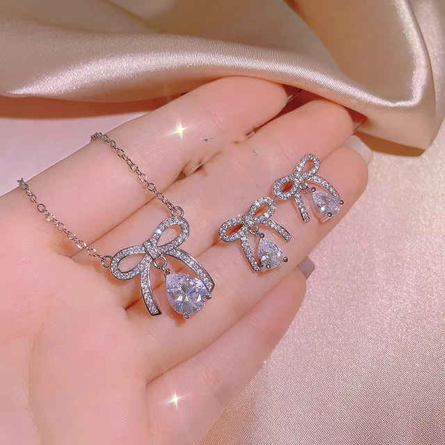 DAILY SHINE ZIRCON SET