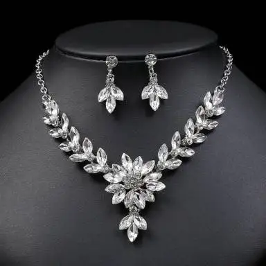 MOISSANITE SET