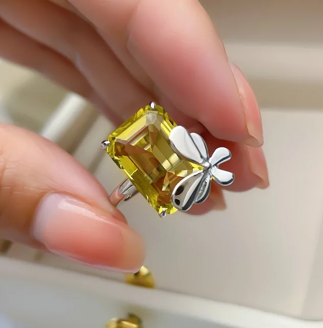 YELLOW BUTTERFLY RING