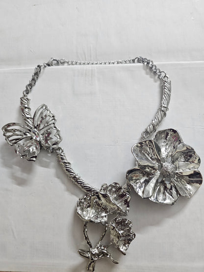 TWEET NECKLACE