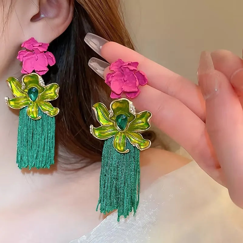 EXAGGERATED FLOWER TASSEL EARRINGS