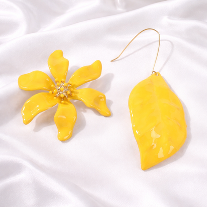YELLOW FLOWER LEAF EARRINGS