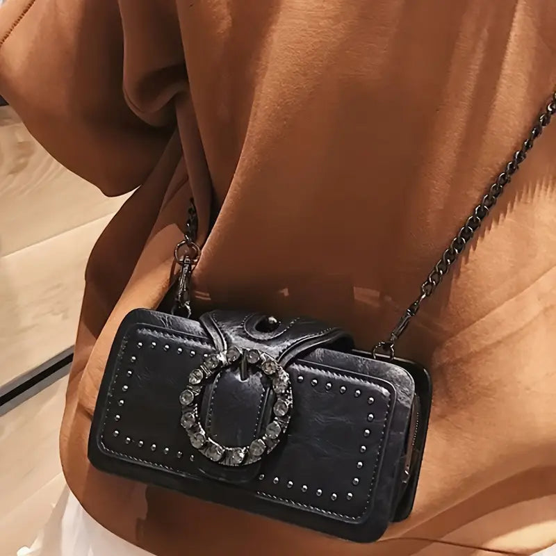 ROUND VINTAGE BUCKLE BAG