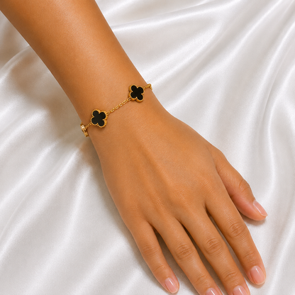 CLOVER CHARM BRACELET