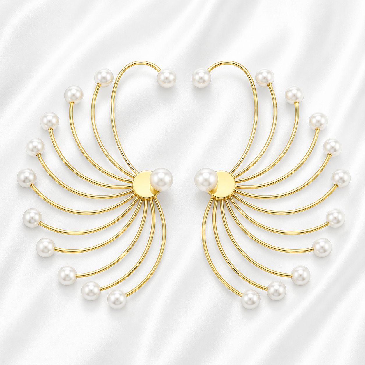 PEARL FANBURST EARRINGS