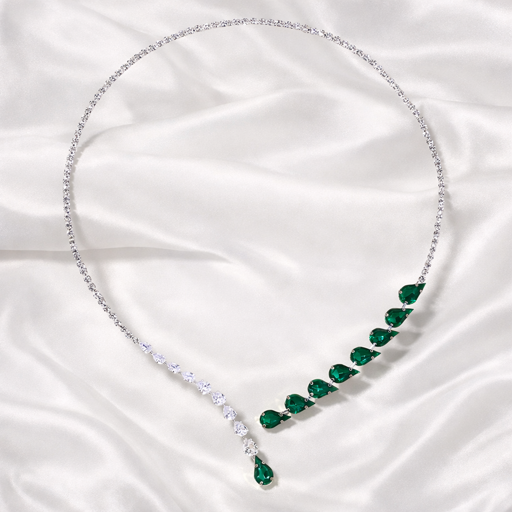 GREEN BERYL NECKLACE