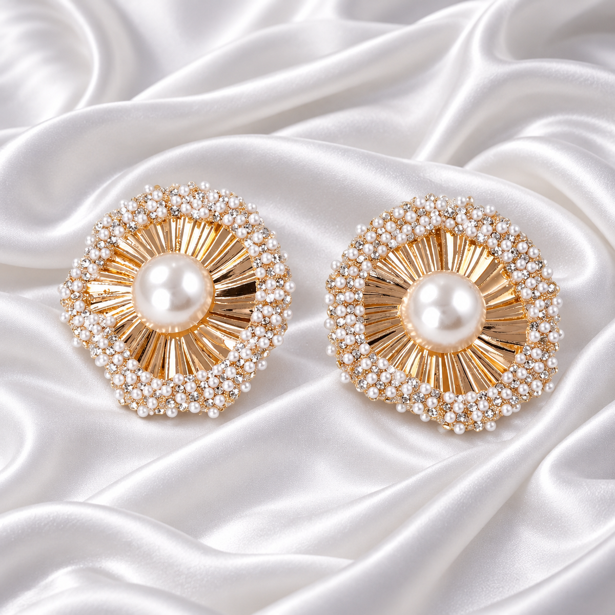 PEARL RADIANT STATEMENT EARRINGS