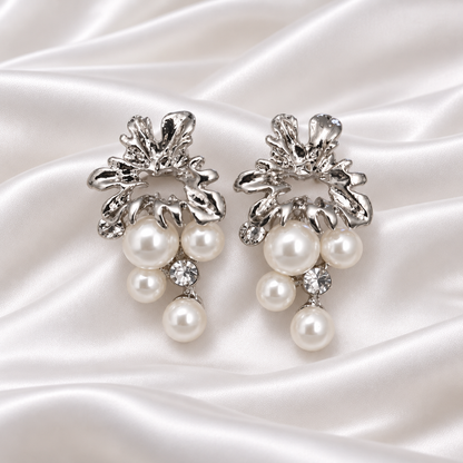 SILVER PEARL STUDS