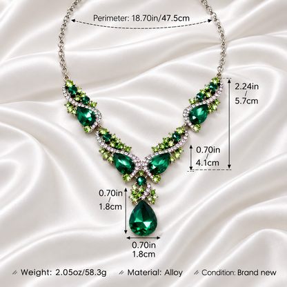 OLIVE CRYSTAL NECKLACE