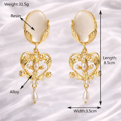 LOVE PEARL STUDS (CLIP ON EARRINGS)