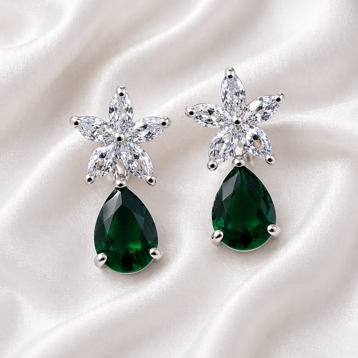 GREEN DROPLET ZIRCON EARRINGS