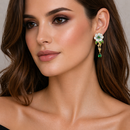 18K ENAMEL WHITE FLOWER DROP