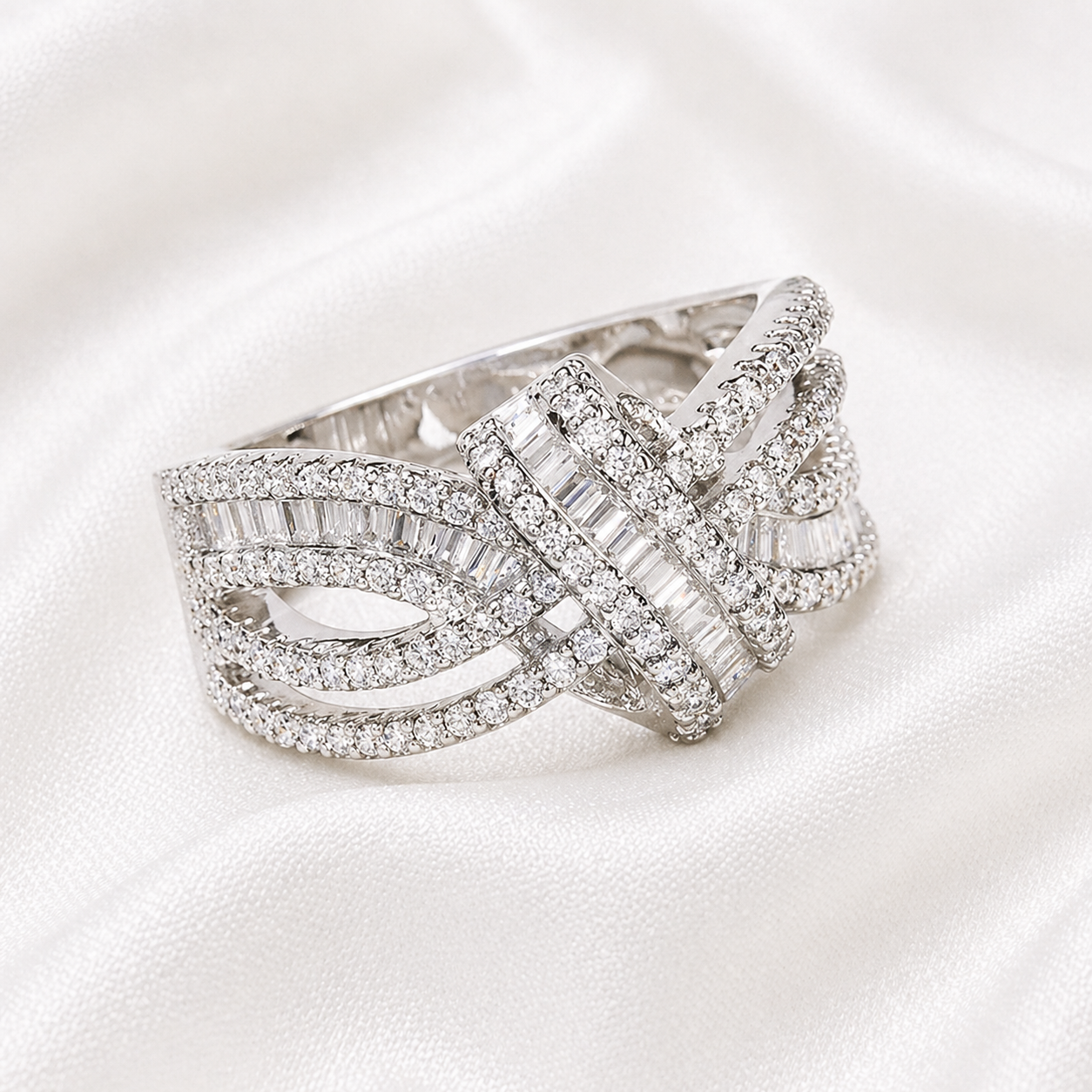 IMPERIAL ZIRCON RING