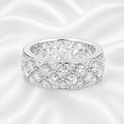 EXTRAVAGANT ZIRCON RING