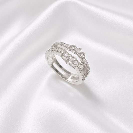 GENTILITY ZIRCON RING