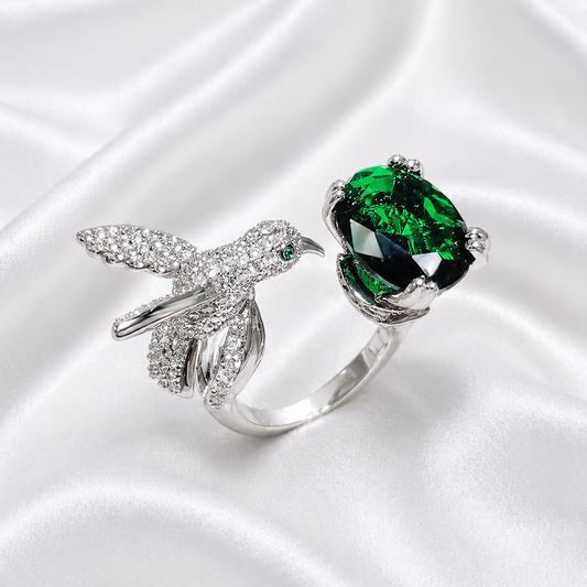 NESTLING ZIRCON RING