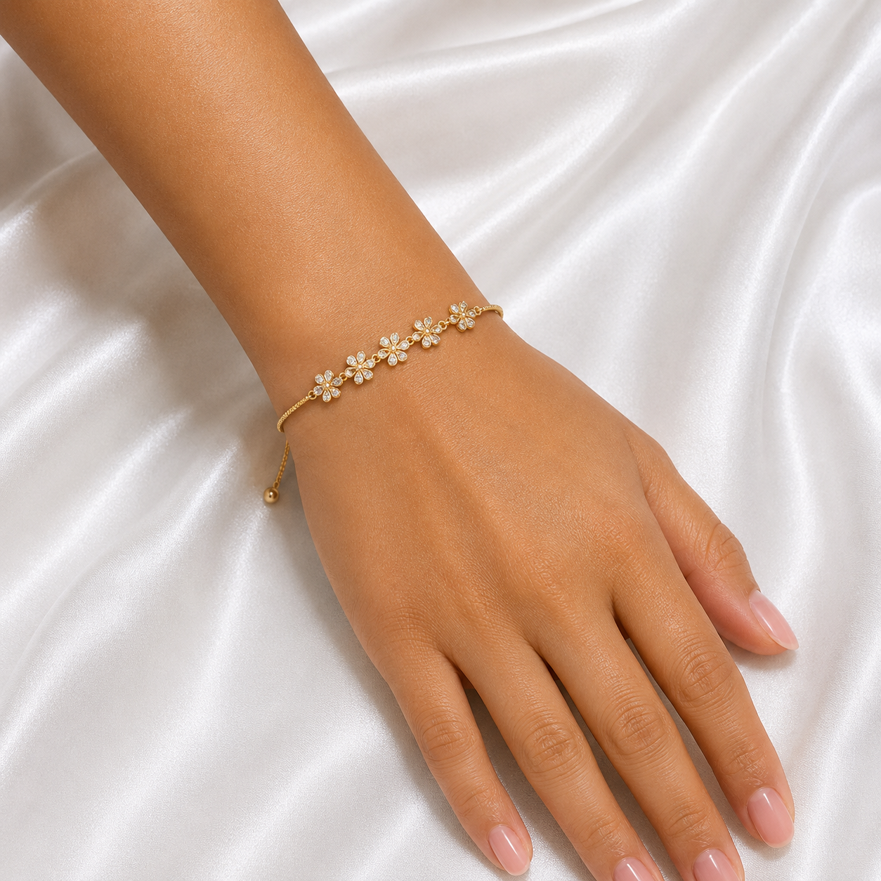 ZIRCON FLOWER BRACELET