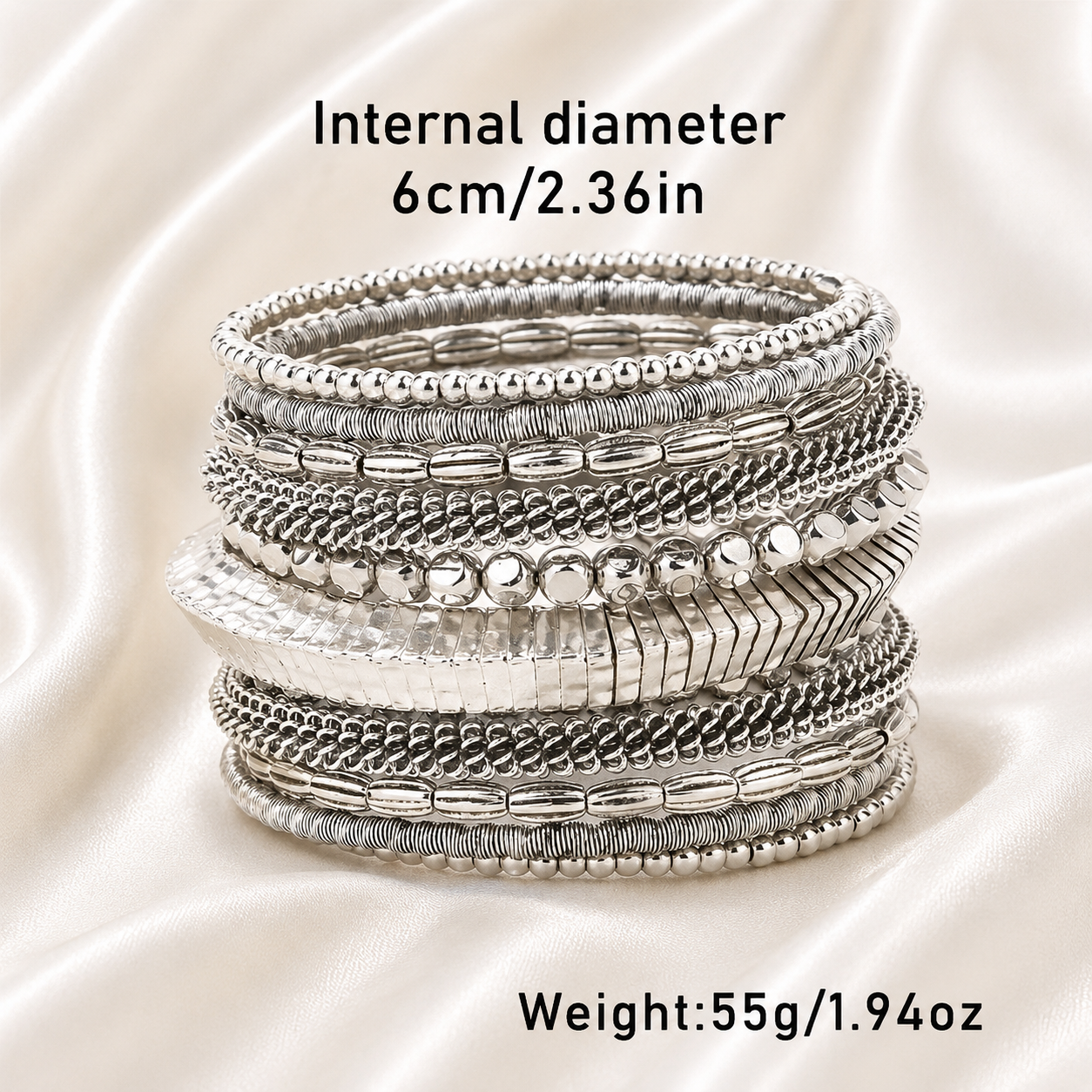 SILVER STRECHABLE HERITAGE BANGLE