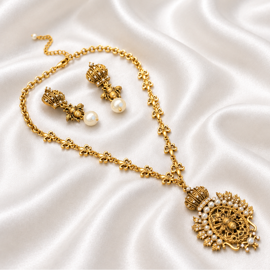 BEES CRWON SET
