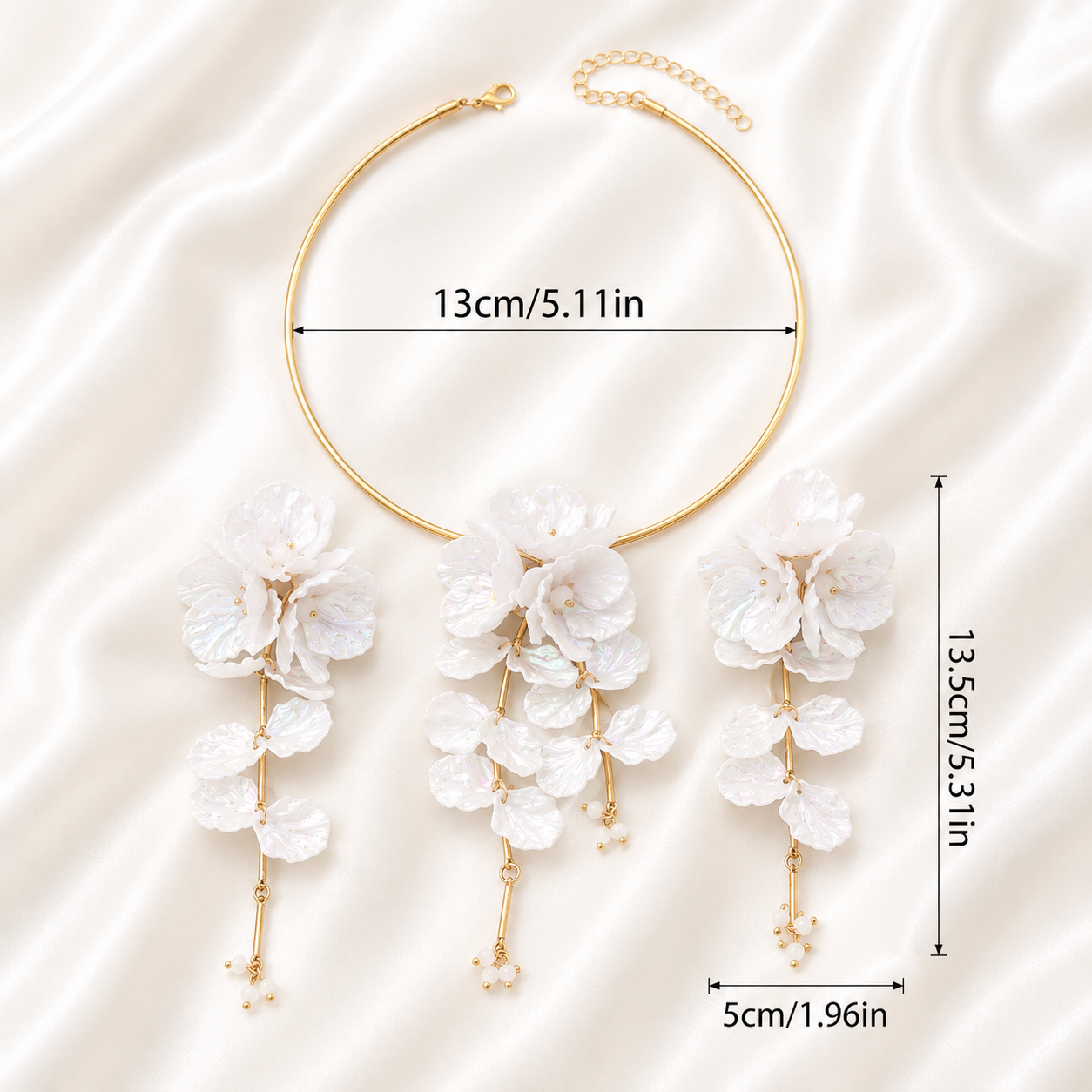 ELEGANT WHITE FLORAL SET