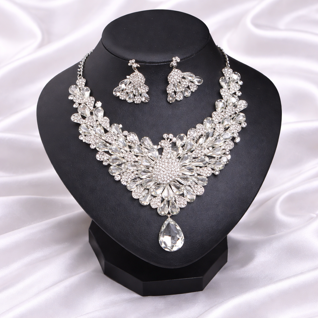 LUXURIOUS PAJOCK SET