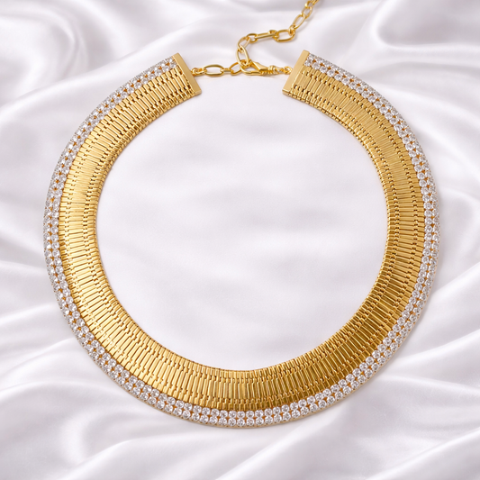 NICHE CLAVICLE NECKLACE