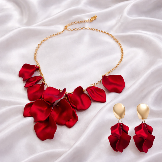 TWISTED BEADED NECKLACE
