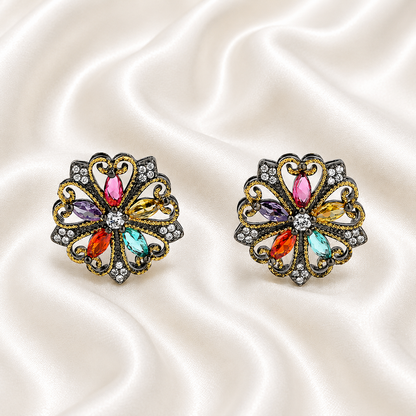 EXQUISITE VINTAGE PALACE SET