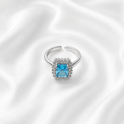 OCEAN BLUE ZIRCON RING