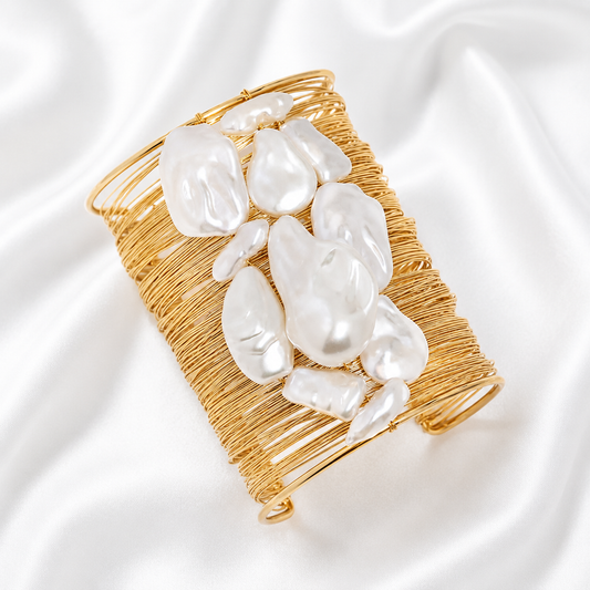 CHIC BAROQUE CUFF