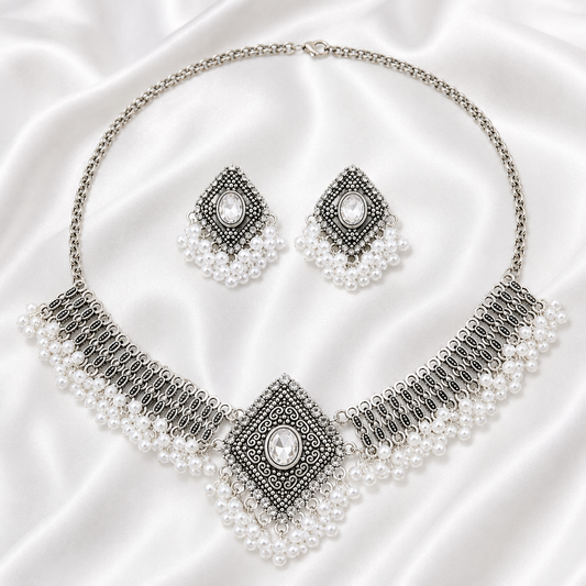 BAWANA ANTIQUE SET