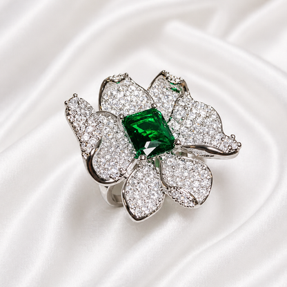 BLOOM ZIRCON RING