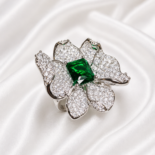BLOOM ZIRCON RING