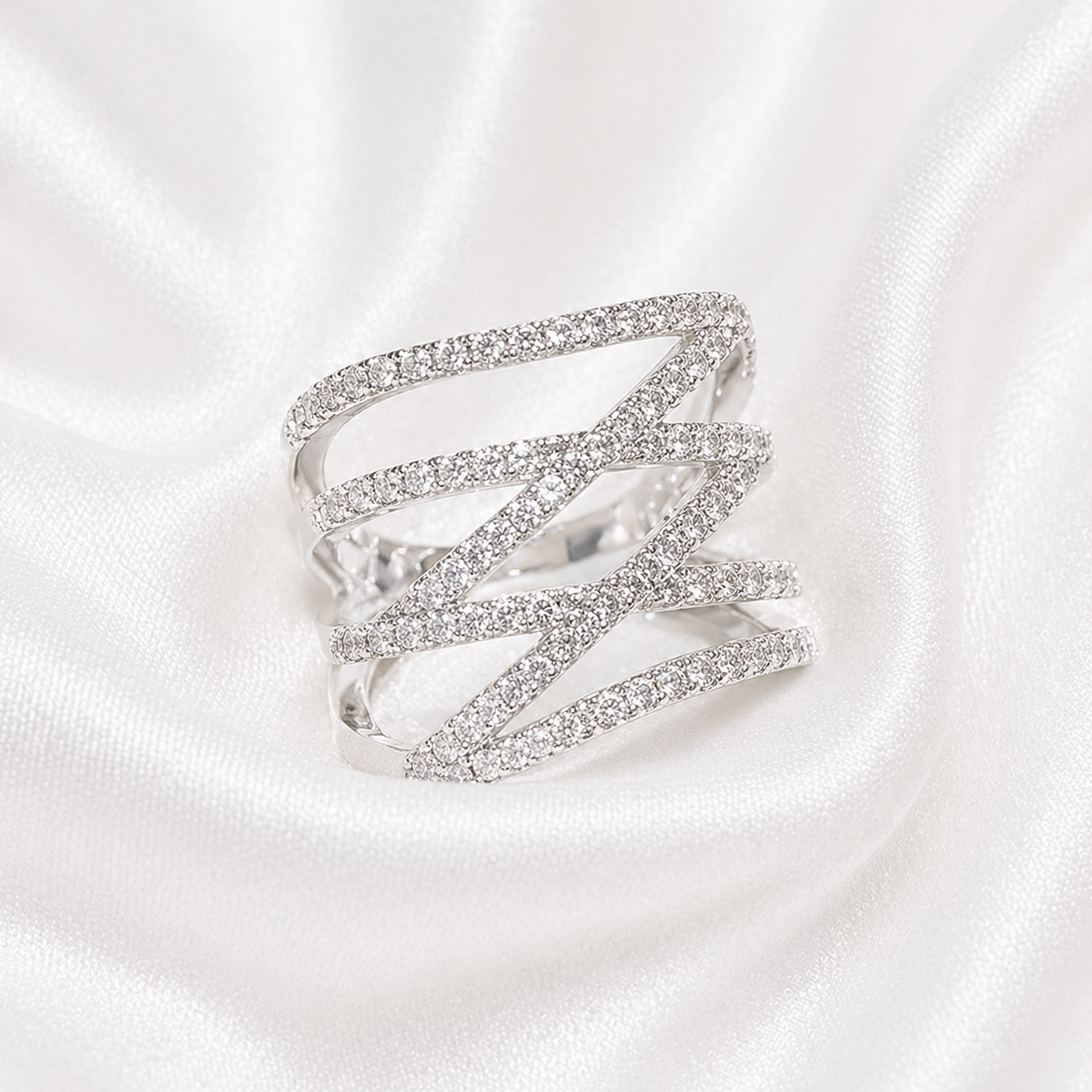 TWINE CHARM RING