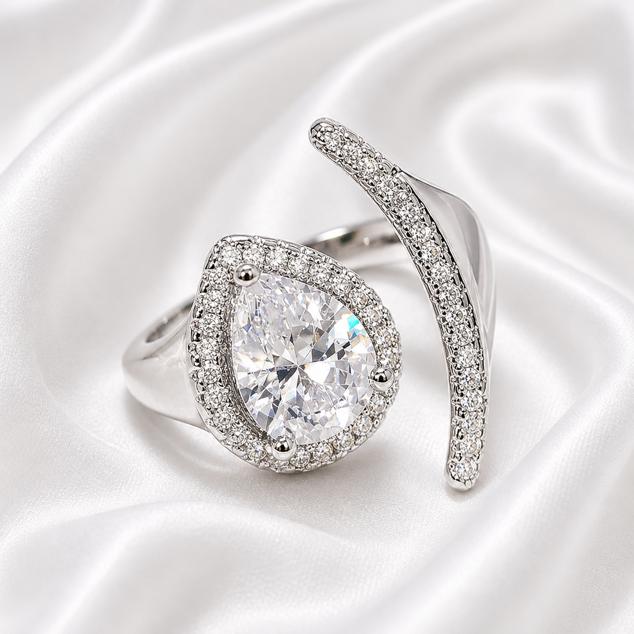 OVAL CUT ZIRCON RING