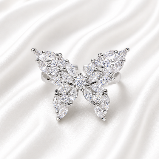 FLUTTERY ZIRCON RING