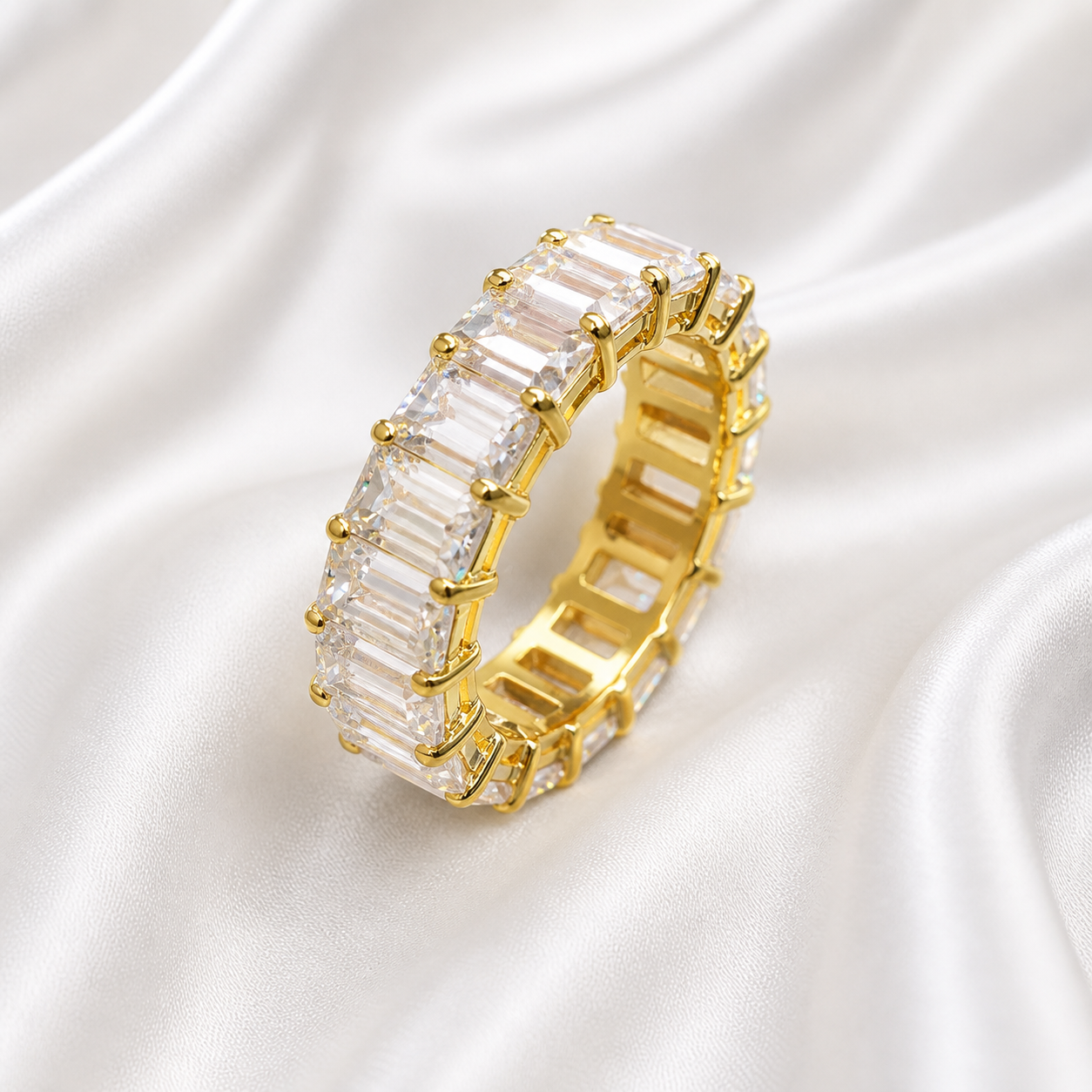 BEAM ZIRCON RING