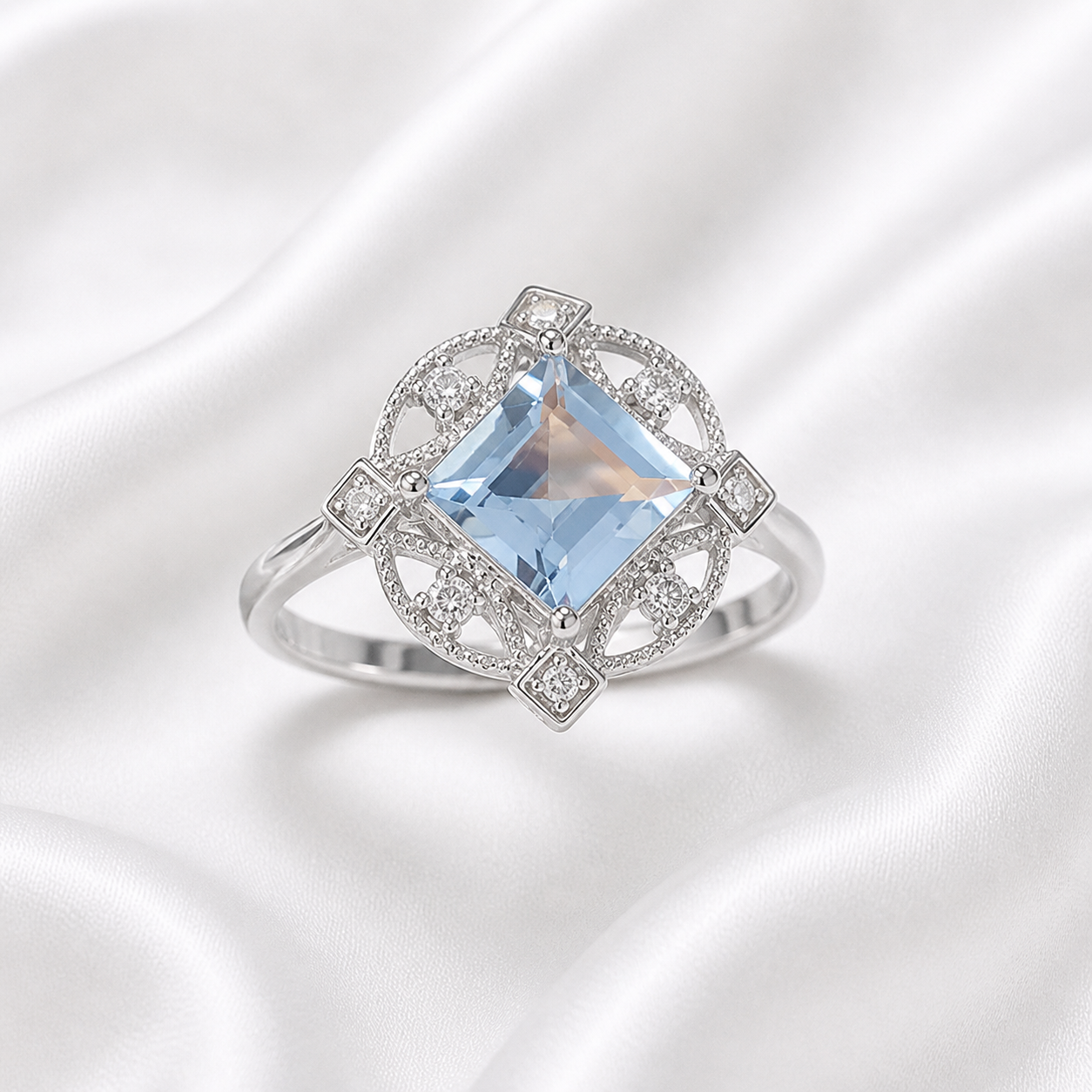 SHINY BLUE ZIRCON RING